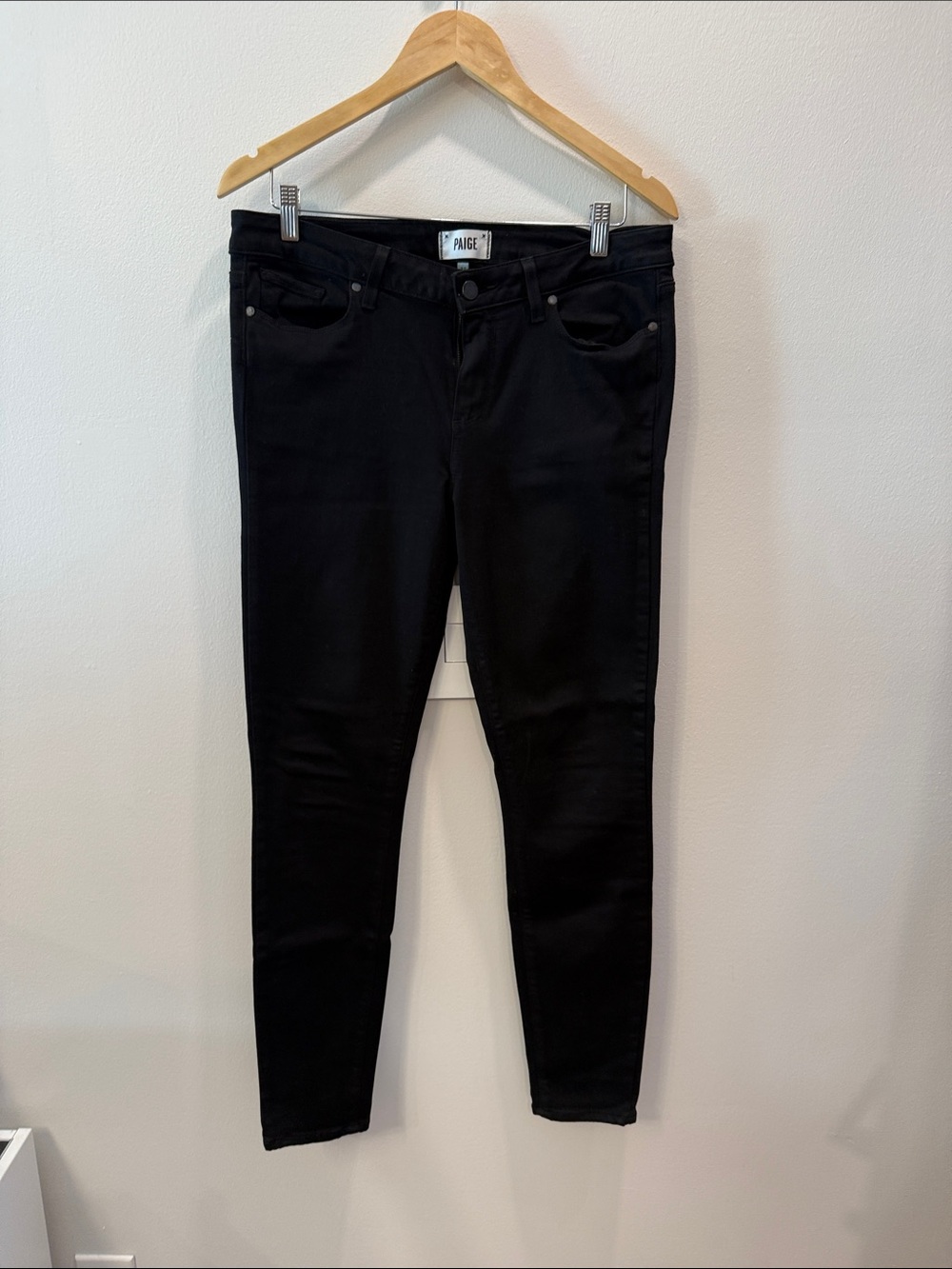 PAIGE Black Skinny Jeans Soft and Stretchy for Women Sz 32